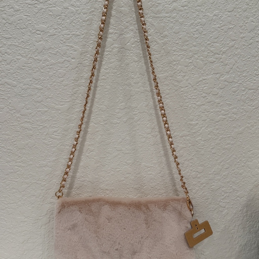 Elegant Beige Chain Shoulder Bag